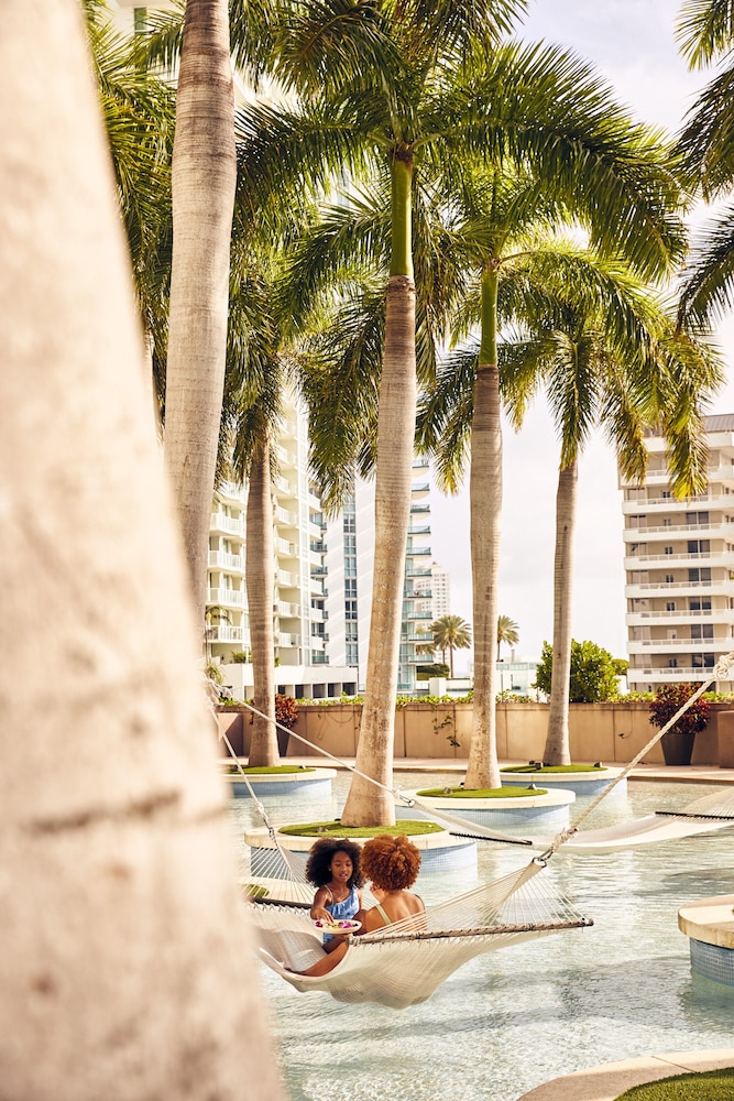Four Seasons Hotel Miami - photo 62