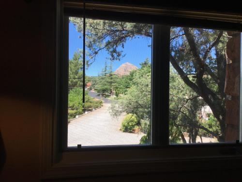 Apple Orchard Inn - photo 3