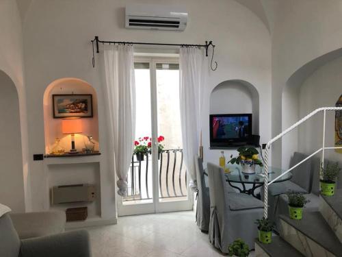 Delizioso Appartamento a Capri — 4-Star Luxury Hotel in Capri, Italy