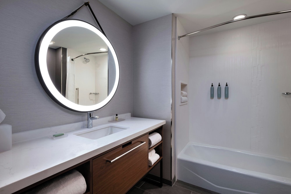 Courtyard by Marriott Austin Dripping Springs - photo 14