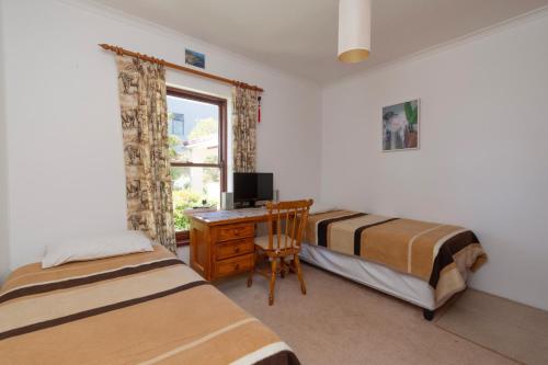 Room for 2 in Camps Bay