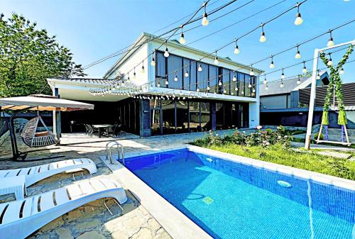 Qafqaz Resort loft Style in Qutqashen, Azerbaijan