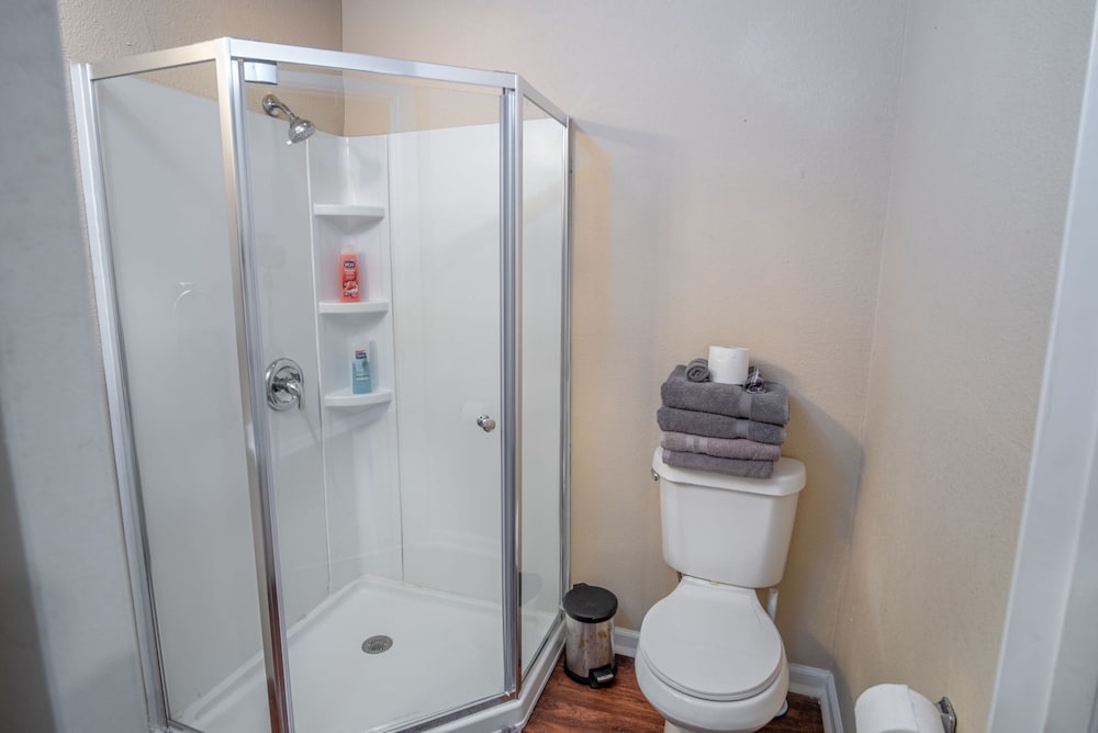 Nice 3br 2ba Near Downtown 2 min At&t Center - photo 17