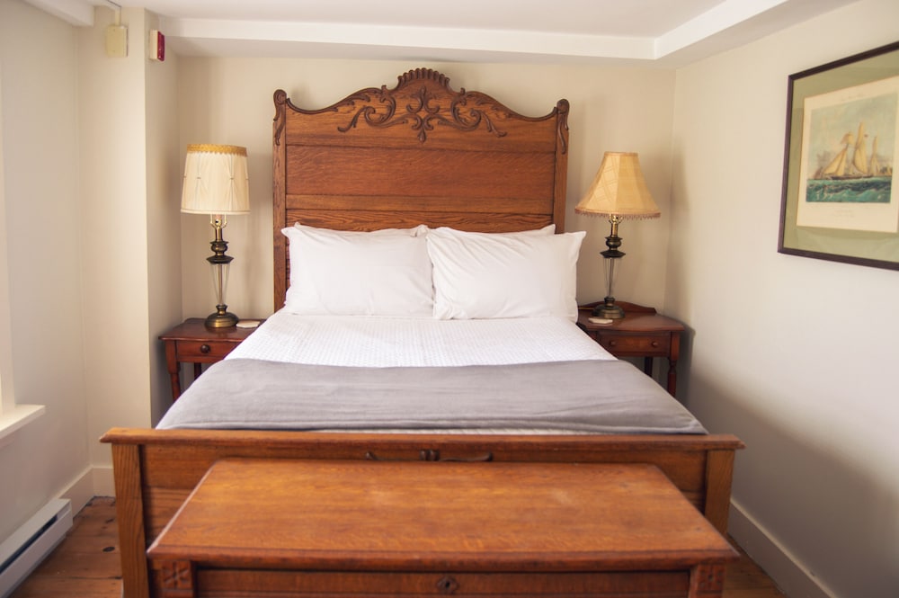 The Historic General Stanton Inn - photo 12