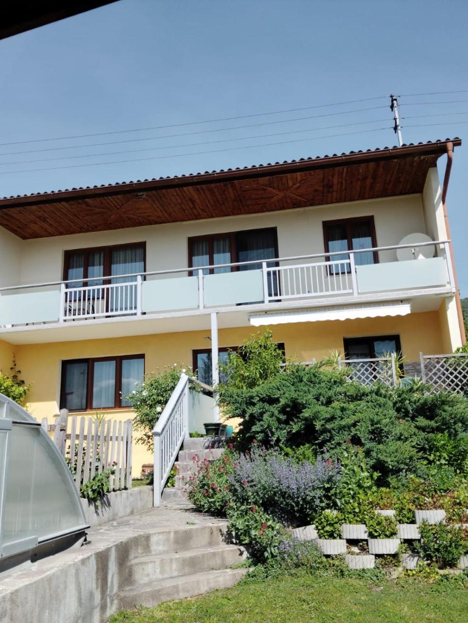 Donaublick — 4-Star Luxury Hotel in Marbach An Der Donau, Austria