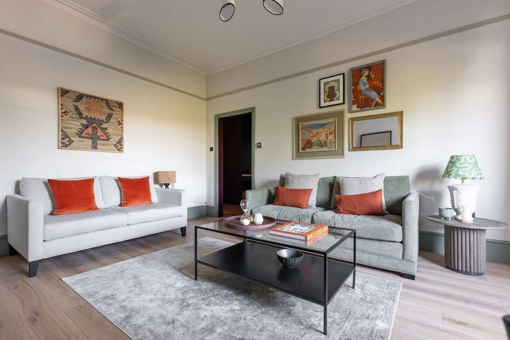 Eardley Crescent III by Onefinestay — 4-Star Luxury Hotel in London, United Kingdom