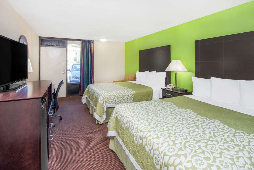 Days Inn by Wyndham Calvert City Paducah East - photo 10