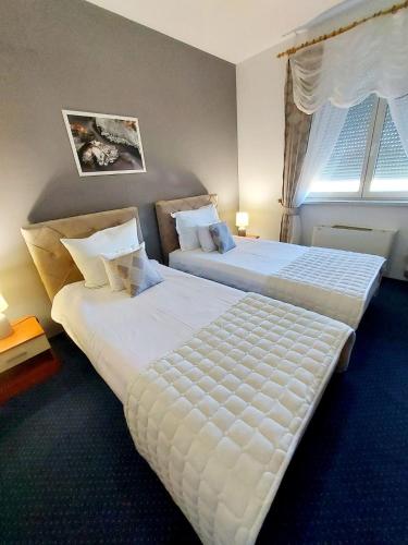 Hotel Villa Valpovo — Valpovo