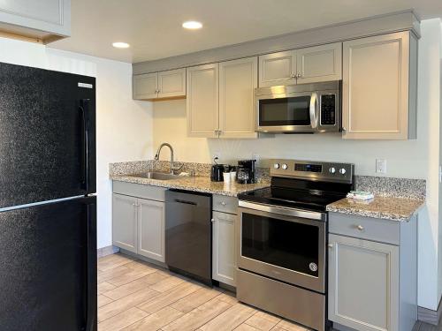 Desert Inn Arizona - photo 2