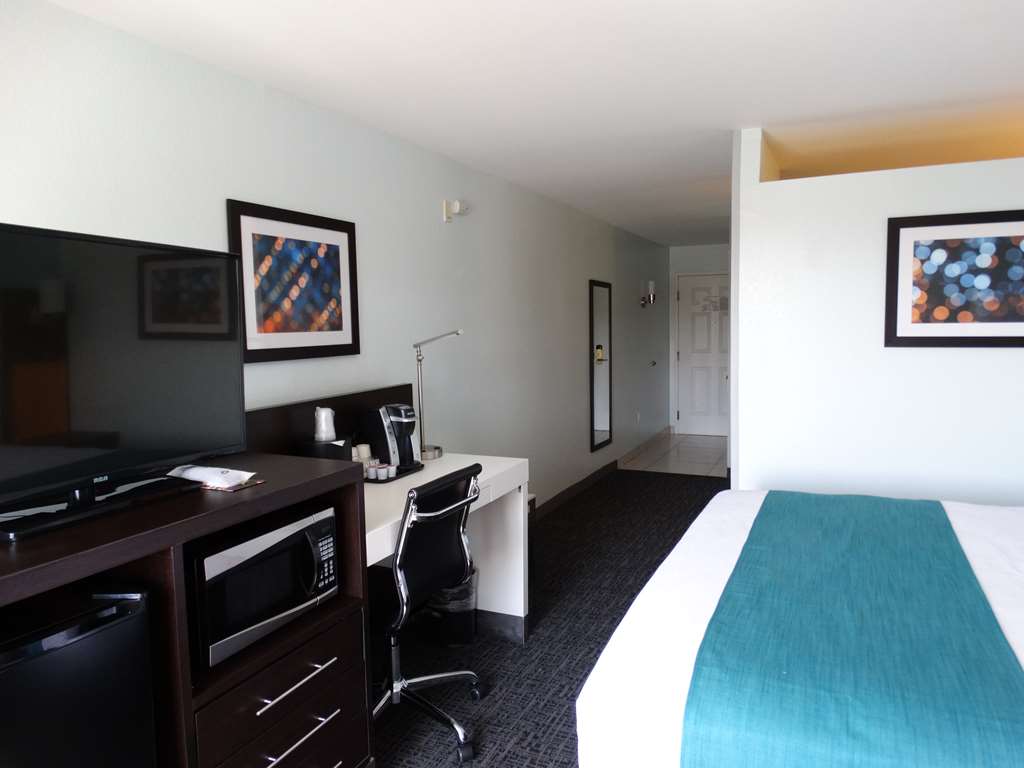 Best Western Plus Orlando Lake Buena Vista South Inn & Suites - photo 16