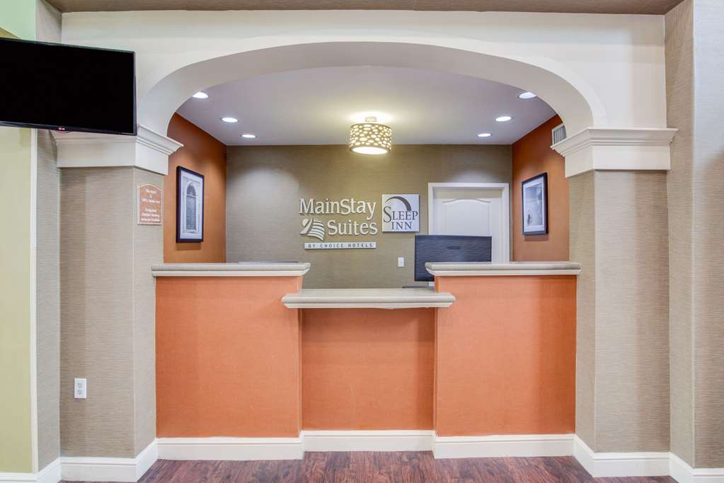 Mainstay Suites at PGA Village - photo 3