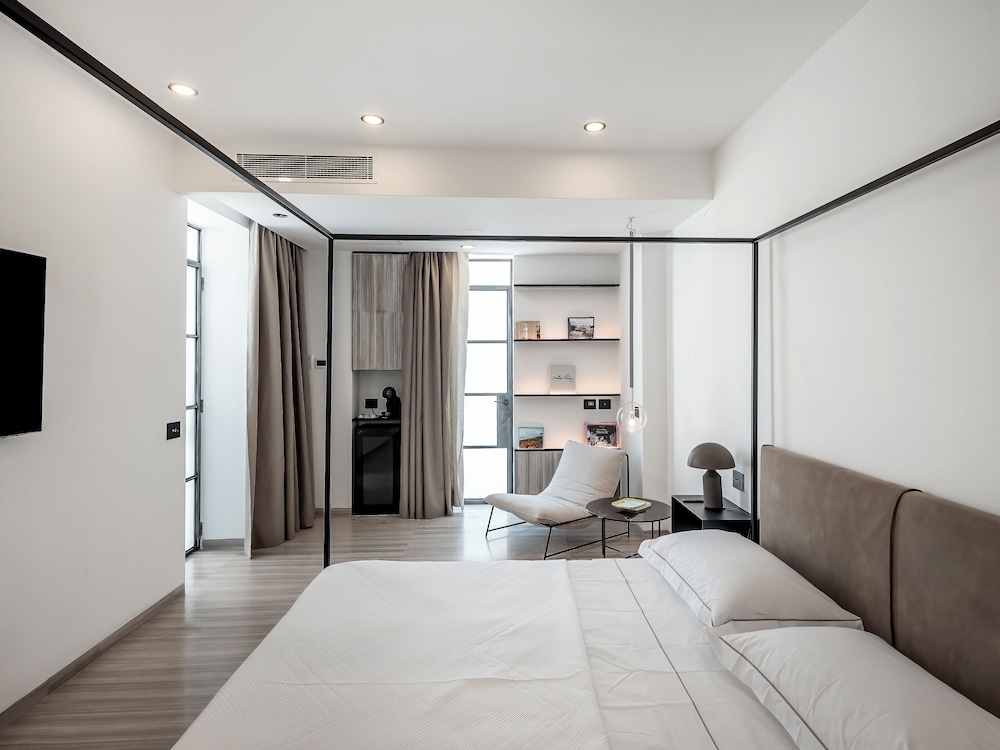 Porta Suite — 4-Star Luxury Hotel in Capri, Italy
