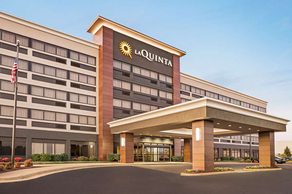 La Quinta Inn & Suites by Wyndham Richmond Midlothian - photo 2