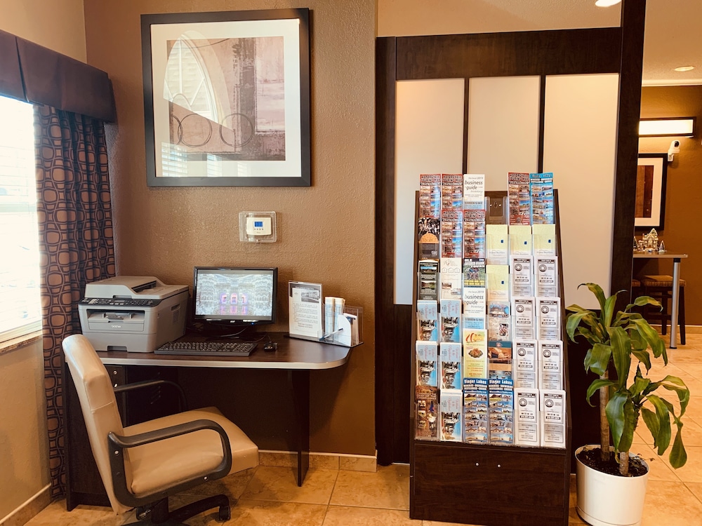 Microtel Inn And Suites Sayre PA - photo 34