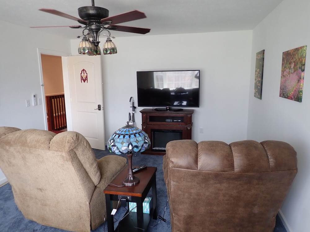 Pleasant Grove Inn - photo 22