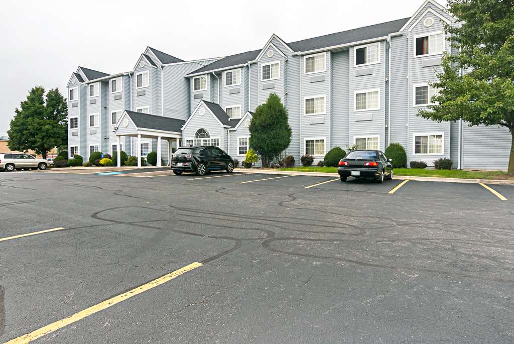 Motel 6 Sycamore IL - featured photo