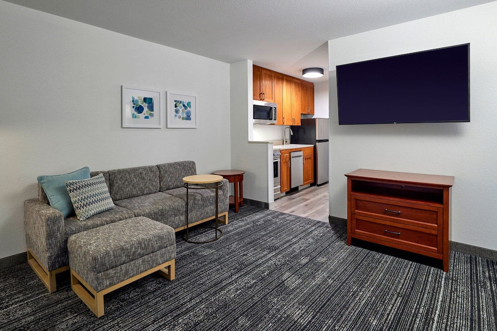 TownePlace Suites by Marriott Medford - photo 17