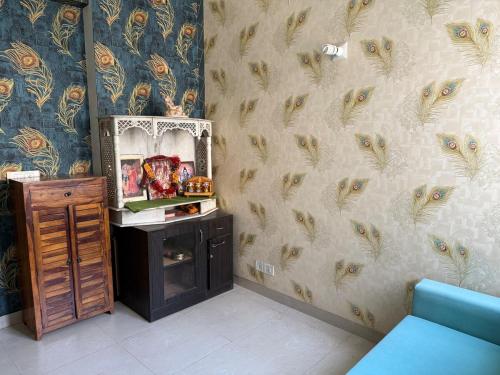 Luxury flat in high end society