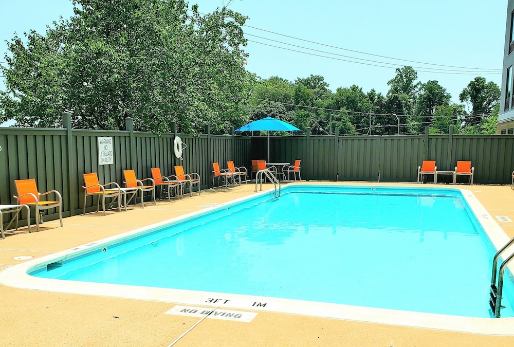 Holiday Inn Express Lorton by IHG - photo 13