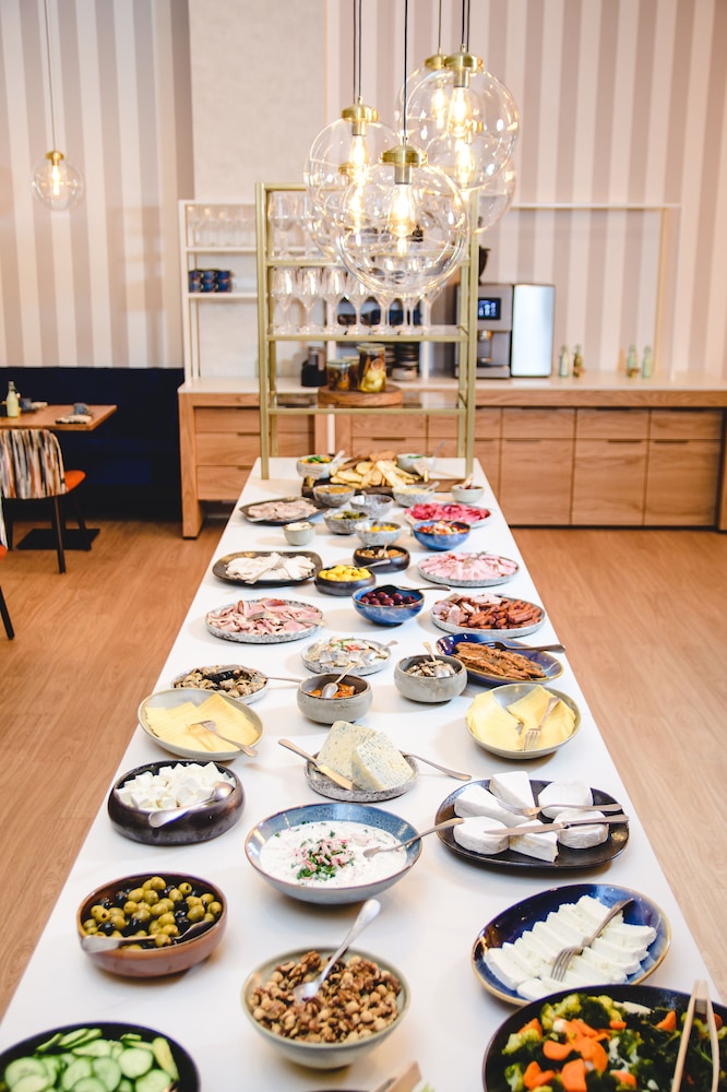 מזון ומשקאות