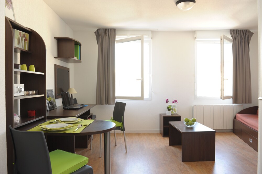 Studilodge Central Fac — Bourg En Bresse