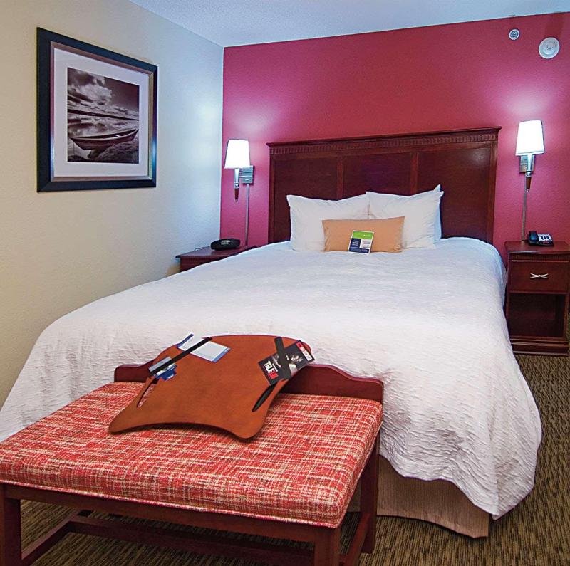 Hampton Inn & Suites Millington - photo 31