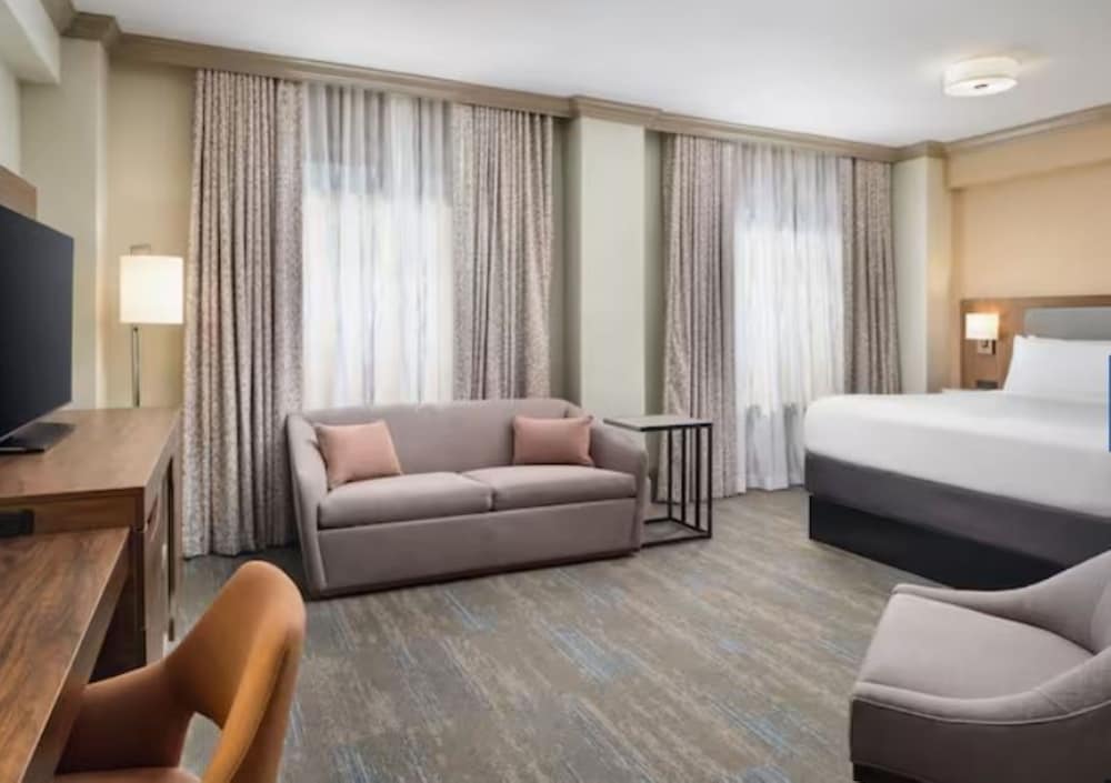 Hampton Inn & Suites New Orleans Canal St. French Quarter - photo 5