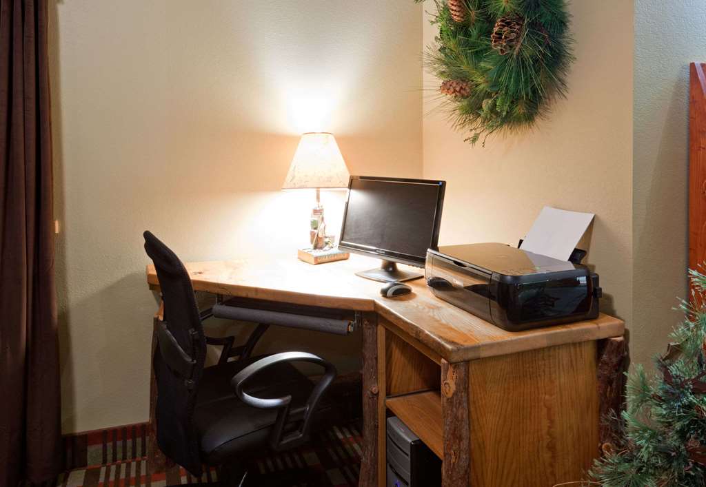 AmericInn by Wyndham Pequot Lakes - photo 36