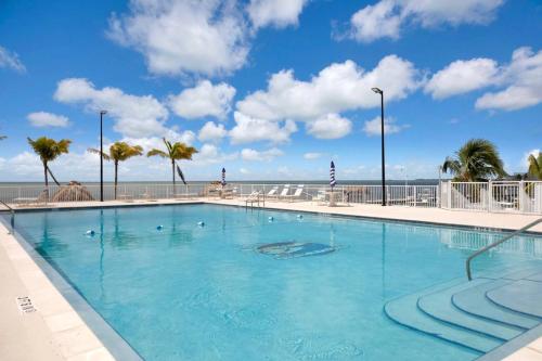 Best Catch on Grouper LN at Ocean Isles — 4-Star Luxury Hotel in Marathon, United States