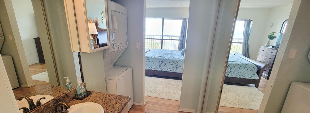 Saida Towers Iii 3101 3 Bedroom Condo by RedAwning - photo 17