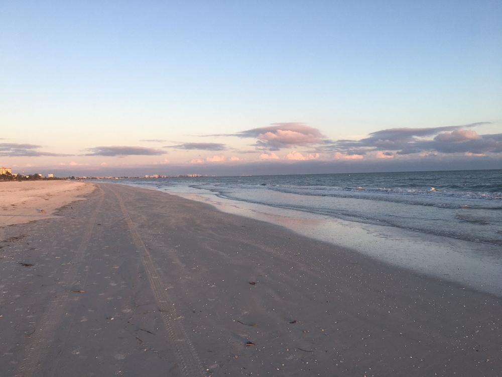 210 Miramar - photo 29