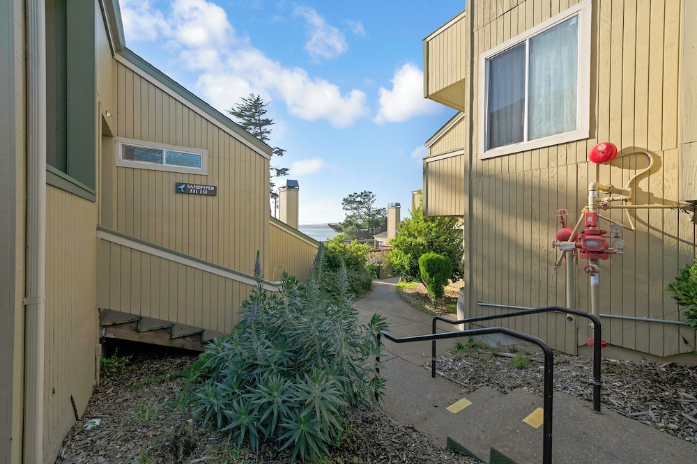 Bodega Coast Inn and Suites - photo 60