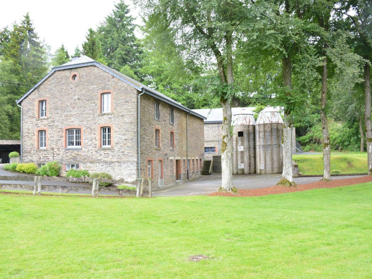 Vintage Farmhouse With Garden Roofed Terrace — 4-Star Luxury Hotel in Gouvy, Belgium