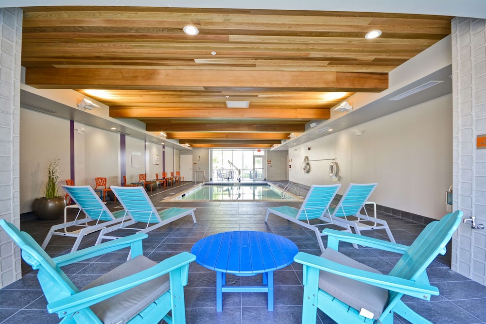 Home2 Suites by Hilton Blue Ash Cincinnati - photo 16