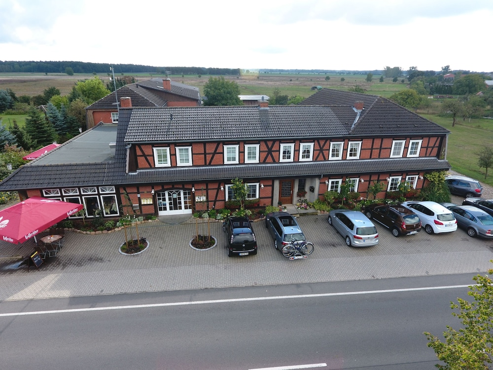 Das Wolfshotel am Arendsee in Ostseebad Kuehlungsborn, Germany