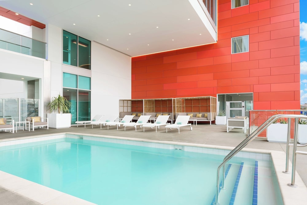 Courtyard by Marriott Santa Monica - photo 34
