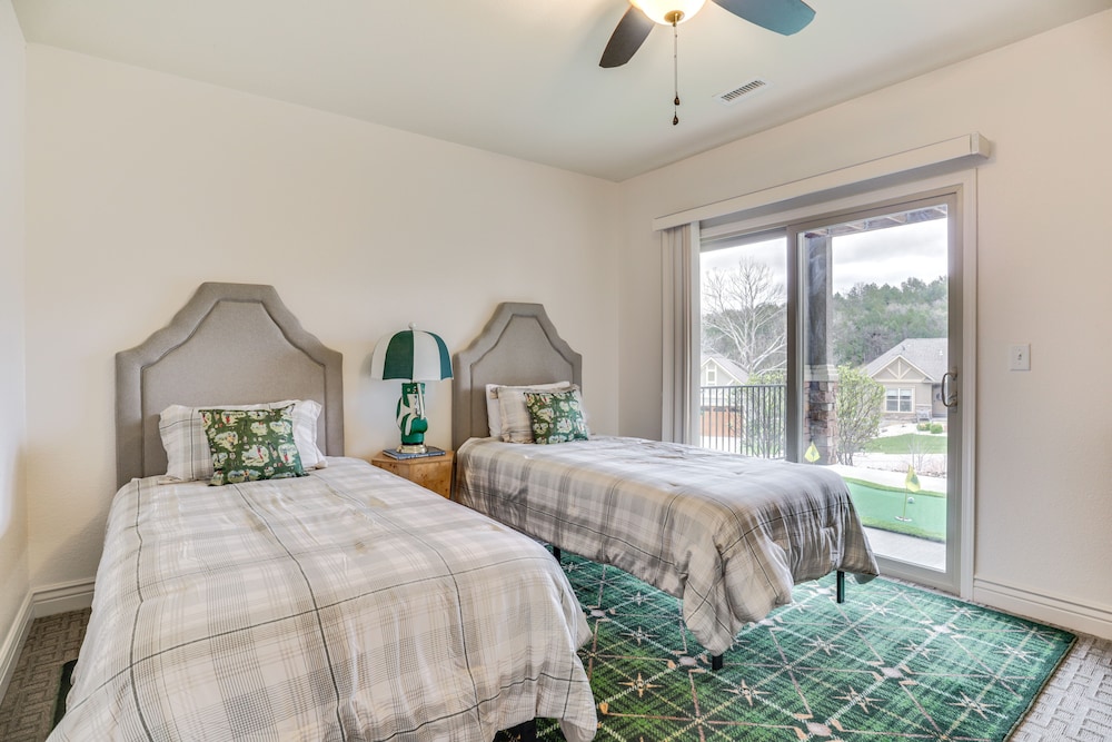 Golf course View Resort Home in Lake of the Ozarks - photo 8