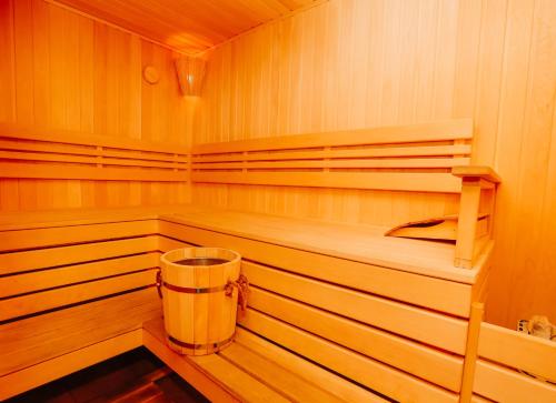 Laguna Villa Pool Sauna Events at Bazaleti Lake