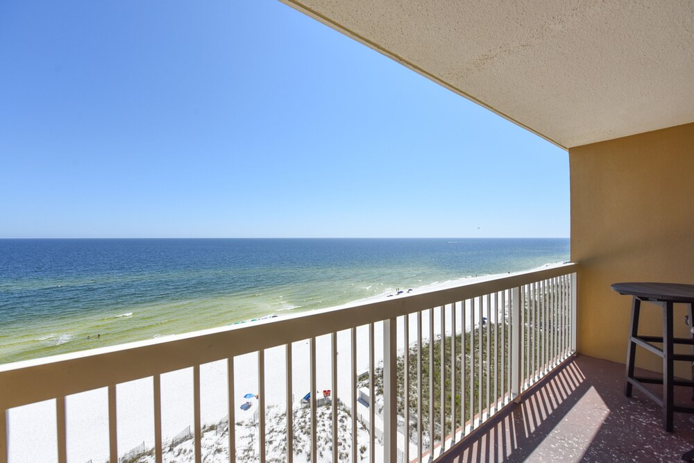 Pelican Beach Resort - photo 31