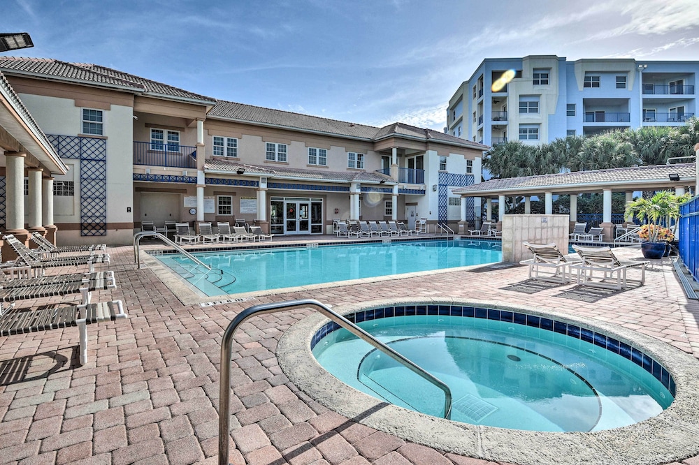 Coastal Penthouse Steps to New Smyrna Beach — 4-Star Luxury Hotel in New Smyrna Beach, United States