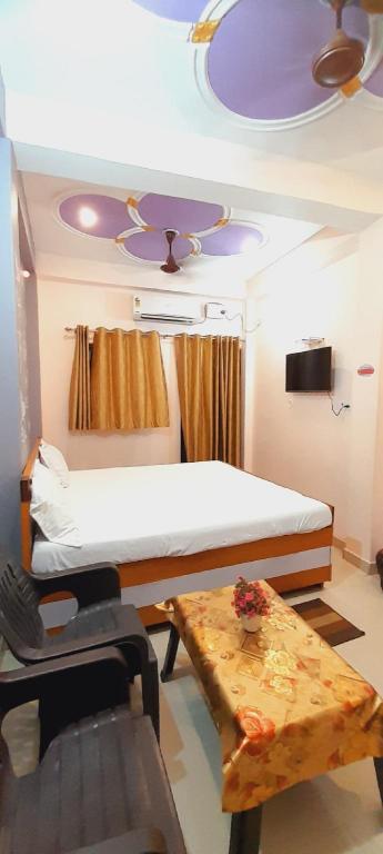Shiv Niketan Guest House 200mtr from Shri Ram mandir — 5-Star Luxury Hotel in Ajodhya, India