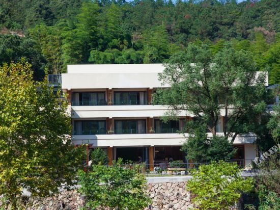 Jingting Hotel in Deqing, People's Republic of China