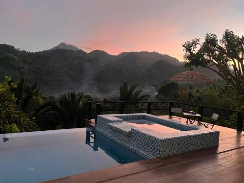 Secluded Couples Getaway Eco Mountain Romance — 4-Star Luxury Hotel in Valencia, Philippines