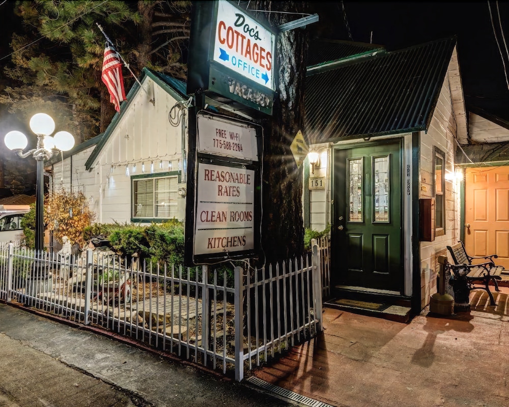 Doc S Cottages — South Lake Tahoe
