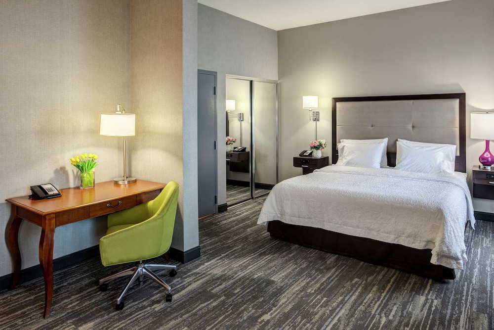 Hampton Inn & Suites Palm Desert - photo 16