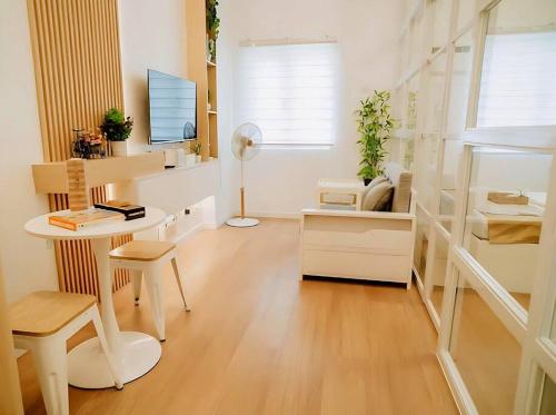 Staycation SM Cheer Residences — 4-Star Luxury Hotel in Marilao, Philippines