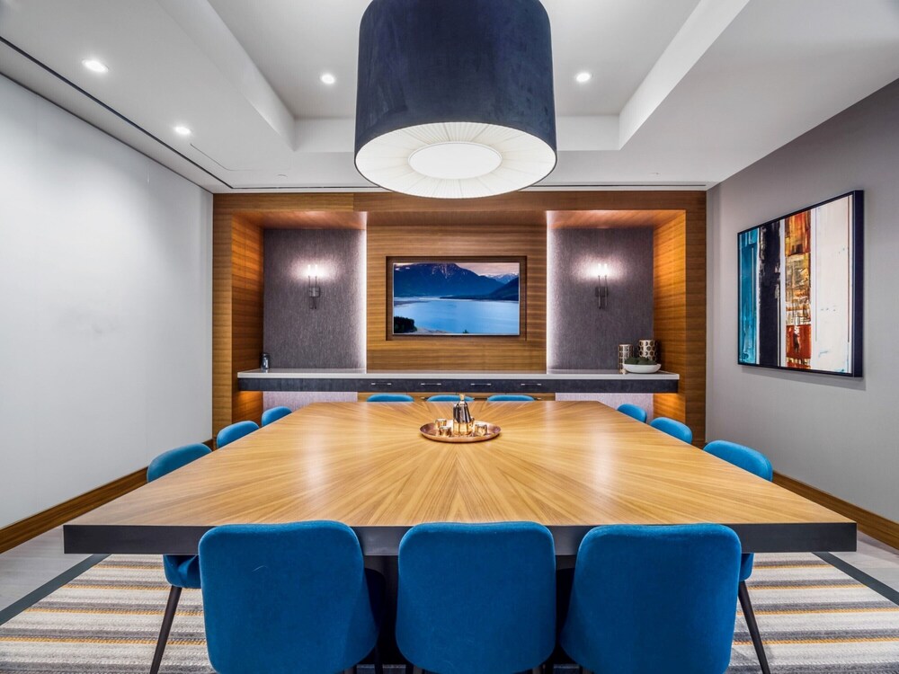 Global Luxury Suites at Reston Town Center - photo 106
