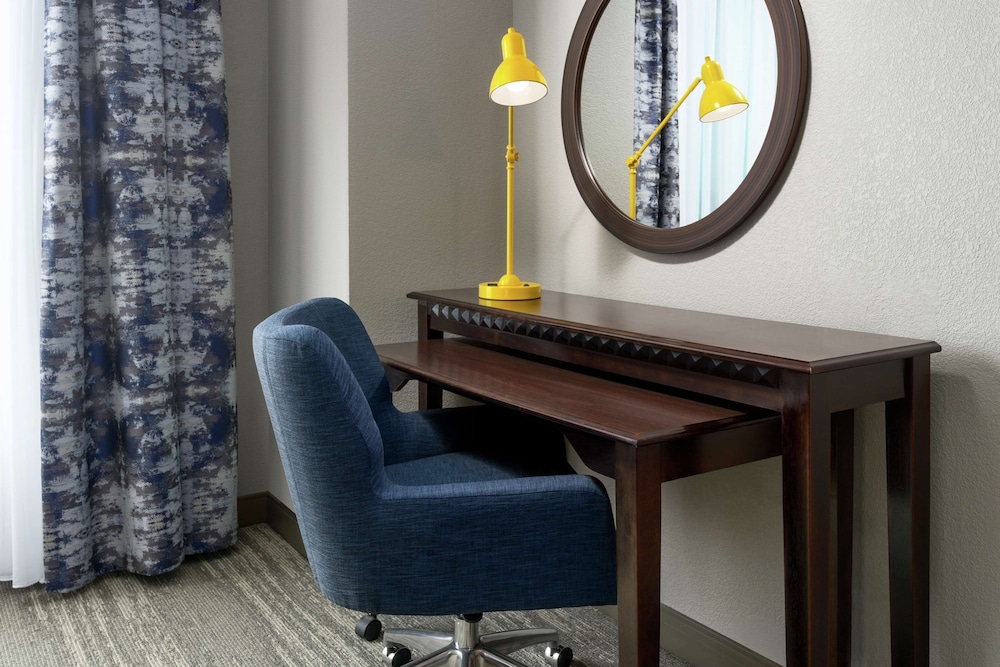 Hampton Inn & Suites National Harbor Alexandria Area - photo 7