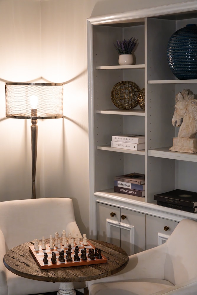 The Normandy Hotel - photo 5