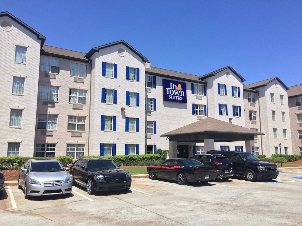 InTown Suites Extended Stay Atlanta GA Marietta Roswell Rd - photo 33